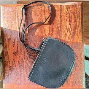 Lo & Sons Black Crossbody Bag with Gold Hardware